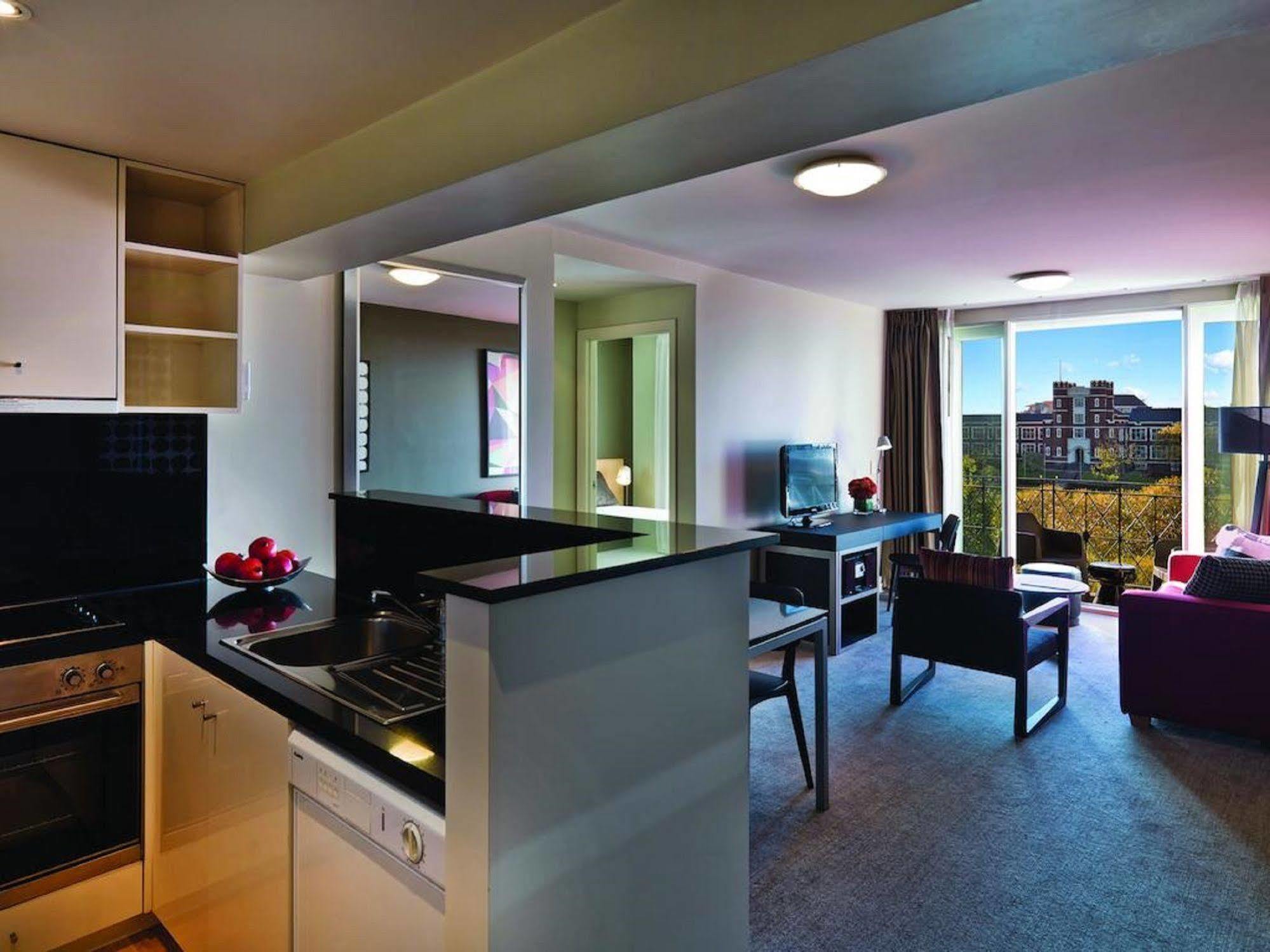 Adina Apartment Hotel South Yarra Melbourne Eksteriør bilde